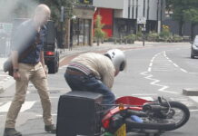 टाइम पर पहुंचने के चक्कर में 3 बार हुआ एक्सीडेंट, खाना पहुंचाने के बाद क्यों रोने लगा डिलीवरी बॉय