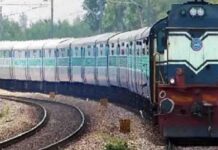 अपने प्राण देकर बेटे को दिया जीवनदान: आत्महत्या के लिए रेलवे ट्रैक पर पहुंचे लड़के को बचाया, खुद की चली गई जान Delhi Ncr News Fathers Died To Save Son At Railway Track Ghaziabad News in Hindi