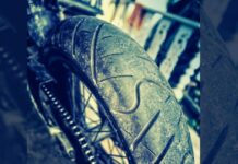 बाइक में चौड़े टायर लगवाने पर ये होता है हाल, लगवाने के पहले ये जान लें बाइक में चौड़े टायर लगवाने पर ये होता है हाल, लगवाने के पहले ये जान लें