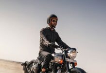 आ गई इथेनॉल से चलने वाली रॉयल एनफील्ड क्लासिक 350, जान लें कीमत आ गई इथेनॉल से चलने वाली रॉयल एनफील्ड क्लासिक 350, जान लें कीमत