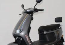 आ गया पैसा वसूल इलेक्ट्रिक स्कूटर! Ola से कम कीमत पर देगा ज्यादा रेंज! आ गया पैसा वसूल इलेक्ट्रिक स्कूटर! Ola से कम कीमत पर देगा ज्यादा रेंज!