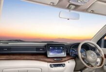 Innova और Carens पर फिर भारी पड़ी ये 7 सीटर, मिडिल क्लास फैमिली की बनी पसंद Innova और Carens पर फिर भारी पड़ी ये 7 सीटर, मिडिल क्लास फैमिली की बनी पसंद