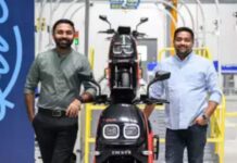 इलेक्ट्रिक स्कूटर में 14-इंच के व्हील्स, 43-लीटर का स्टोरेज… कीमत बस इतनी! इलेक्ट्रिक स्कूटर में 14-इंच के व्हील्स, 43-लीटर का स्टोरेज... कीमत बस इतनी!