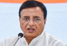 कांग्रेस ने सुरजेवाला का कद बढ़ाया: कर्नाटक के साथ MP की जिम्मेदारी भी दी; 3 दिन पहले BJP के वोटरों को राक्षस कहा था App Install Banner