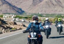 लद्दाख में कौन सी बाइक दौड़ा रहे थे राहुल गांधी? लाखों में है कीमत, परफॉर्मेंस भी जबर्दस्त लद्दाख में कौन सी बाइक दौड़ा रहे थे राहुल गांधी? लाखों में है कीमत, परफॉर्मेंस भी जबर्दस्त