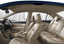 जेब में हैं 50 हजार तो ले आओ ये Luxury Sedan, Hybrid Engine देगा 22 का माइलेज जेब में हैं 50 हजार तो ले आओ ये Luxury Sedan, Hybrid Engine देगा 22 का माइलेज