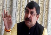 हरियाणवियों को UP में ज्वाइनिंग ना देने पर बवाल: वायरल VIDEO, MLA बलराज कुंडू व नवीन जयहिंद ने CM मनोहर लाल को घेरा App Install Banner