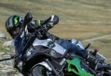 आ गई दुनिया की पहली Hybrid Engine से लैस बाइक, 450 CC की पावर लेकिन माइलेज में Splendor को भी कर देगी मात! आ गई दुनिया की पहली Hybrid Engine से लैस बाइक, 450 CC की पावर लेकिन माइलेज में Splendor को भी कर देगी मात!